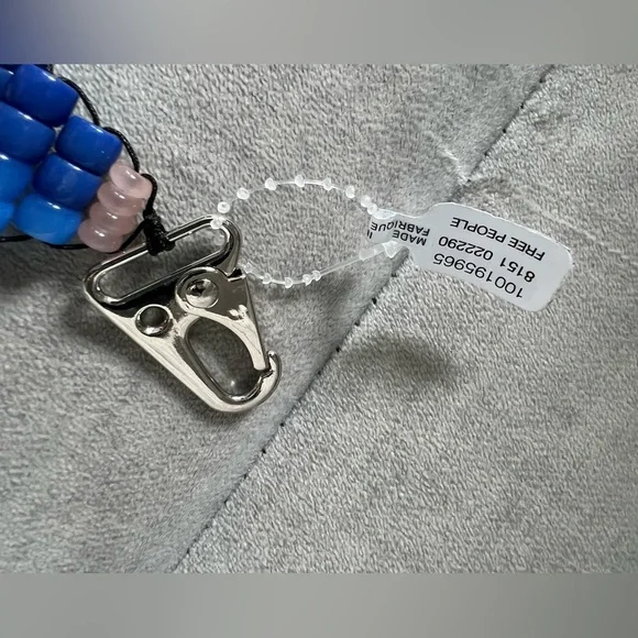 Free People Beaded Fish Bag Charm NWT - Picture 3 of 3